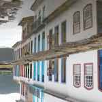 Paraty colourfull water reflections